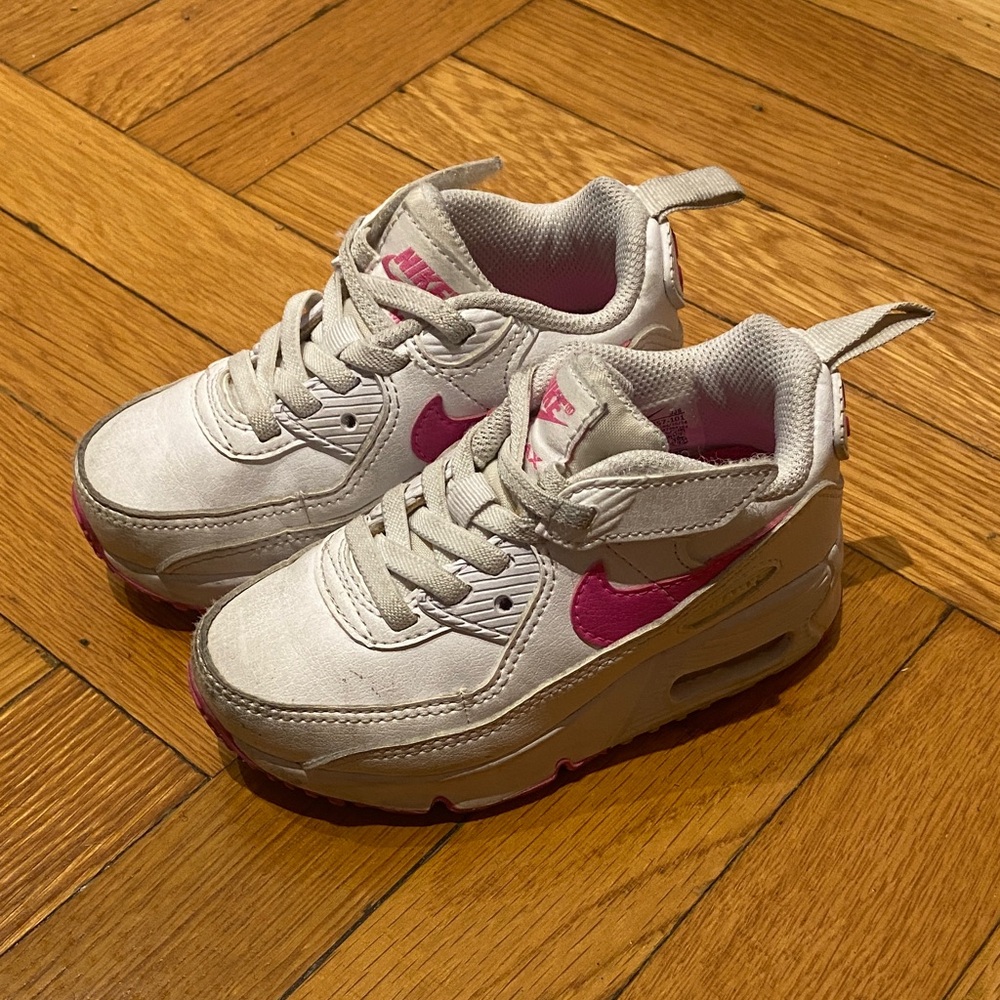 Nike Air Toddler Sneakers | Size 8C | White with with Pink Swoosh